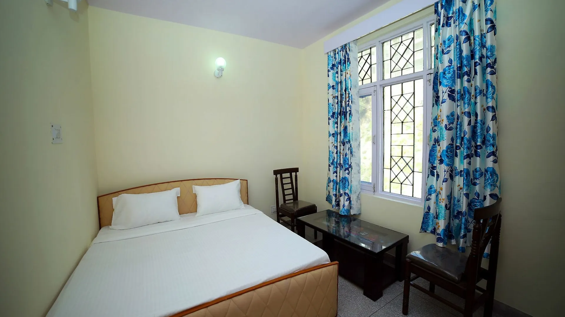 Apartment Oyo 12697 Home Valley View New Shimla
